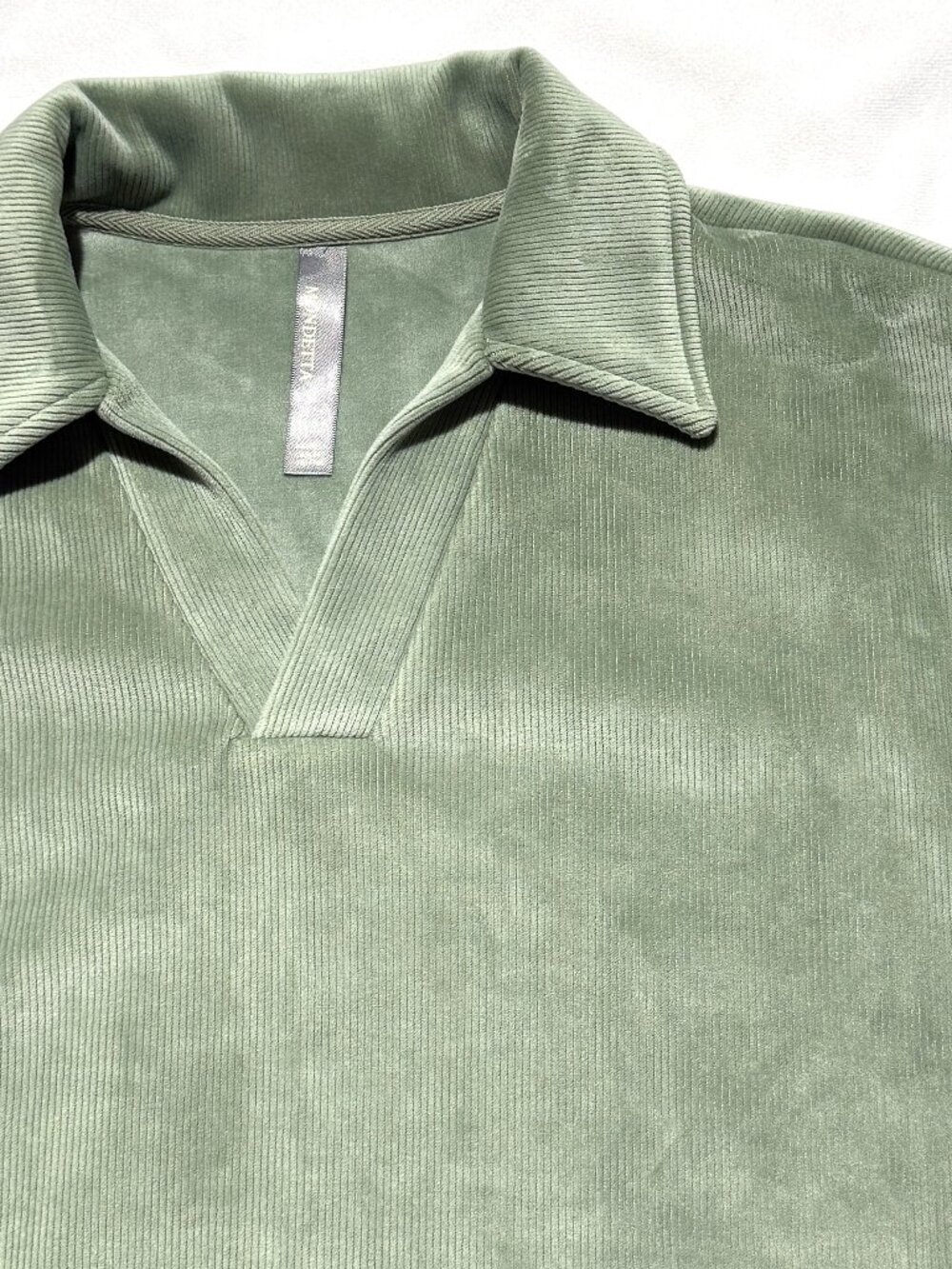Mondetta Women Velour Velvet Corduroy Ribbed Top Small Sage Pullover Collared